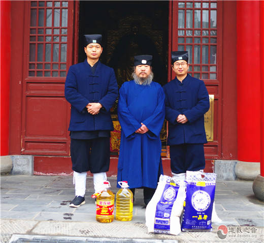 山东莱芜发生山火 有向泰山蔓延趋势：足球赌注软件