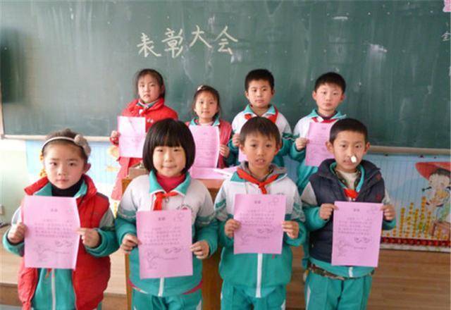 孩子的“人格社会化” 决议了未来的生长 这7点家长要重视|十大足球赌注软件(图3)
孩子的“人格社会化” 决议了未来的生长 这7点家长要重视|十大足球赌注软件(图3)