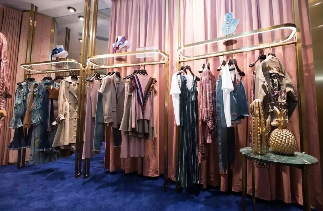 足球赌注软件：兰州化学品槽车爆炸致1人死亡（图）